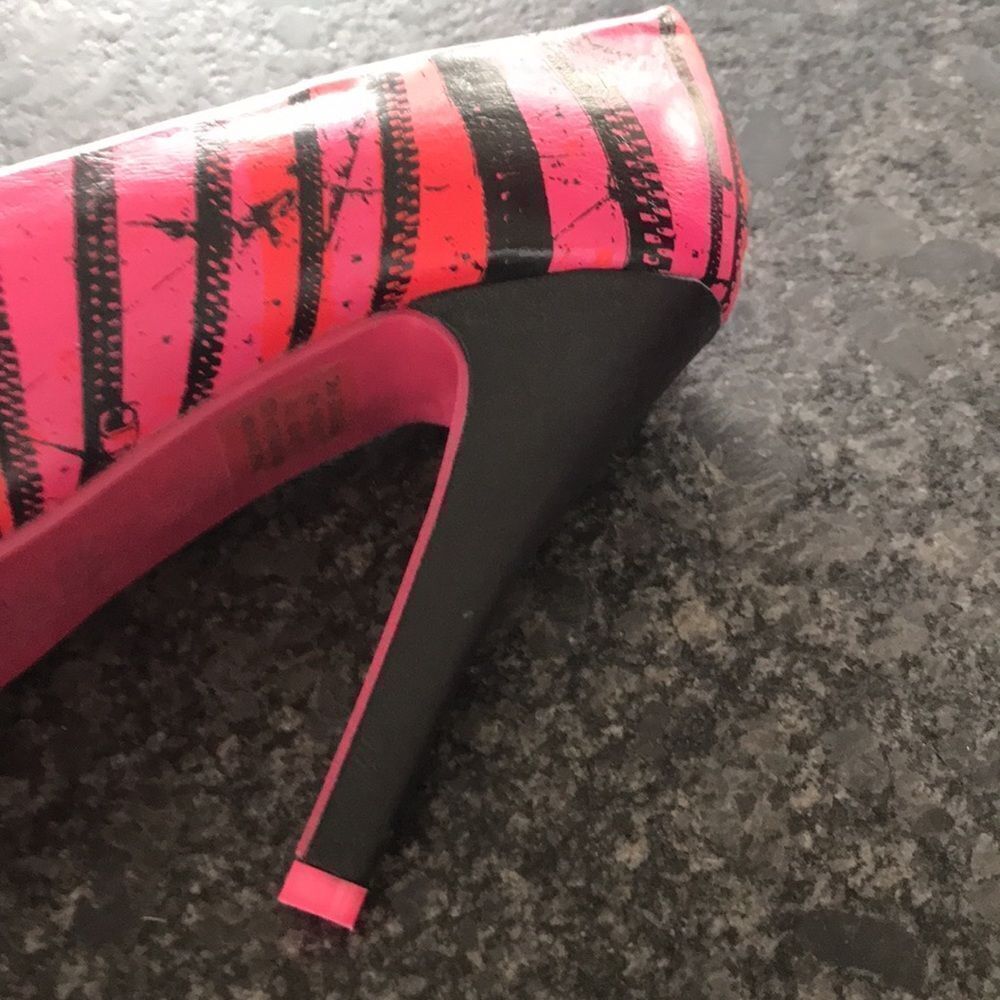 Abbey Dawn Zip It Platforms in Hot Pink with red and black accents BNIB - Picture 9 of 11